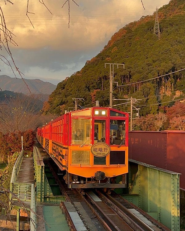 嵐山一日遊路線建議 嵐山小火車